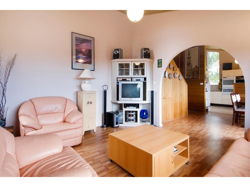 6  Foveaux –  enter through Cromer Rd, Cromer NSW 2099
