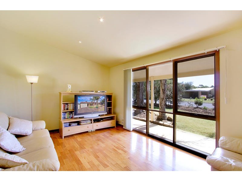 11 Scarsborough Crescent, Bligh Park NSW 2756