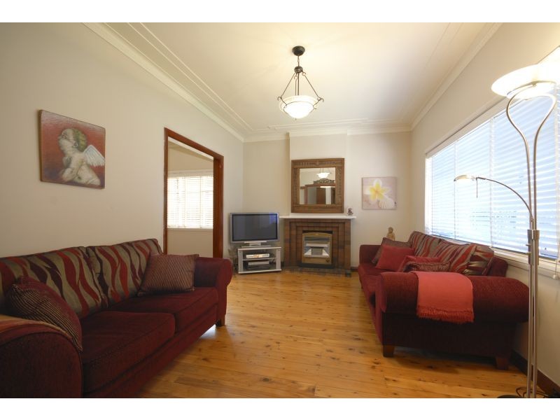 42  Fisher Road, Dee Why NSW 2099