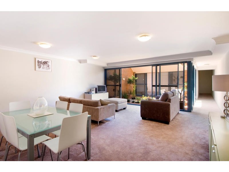 17/1  Lagoon Street, Narrabeen NSW 2101