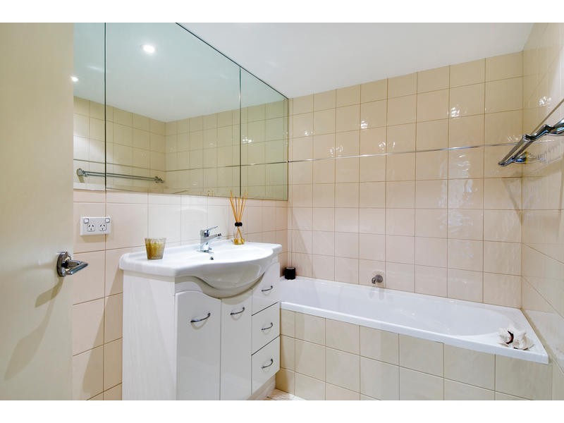 209/11  Mooramba Road, Dee Why NSW 2099