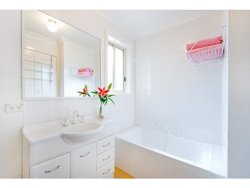 6A  Warraba Road, North Narrabeen NSW 2101