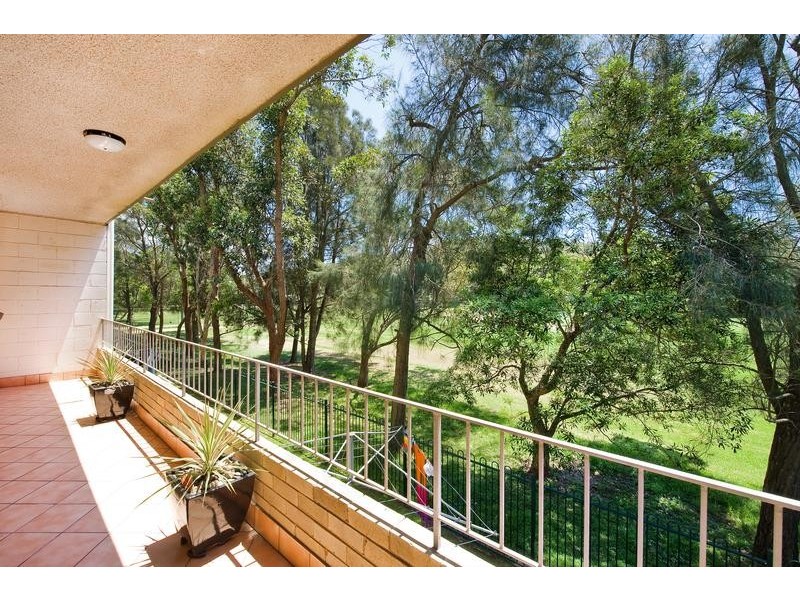 8/4  Gladstone Street, Newport NSW 2106