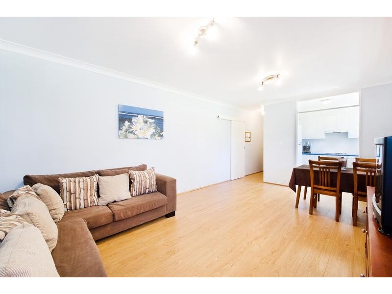 8/4  Gladstone Street, Newport NSW 2106
