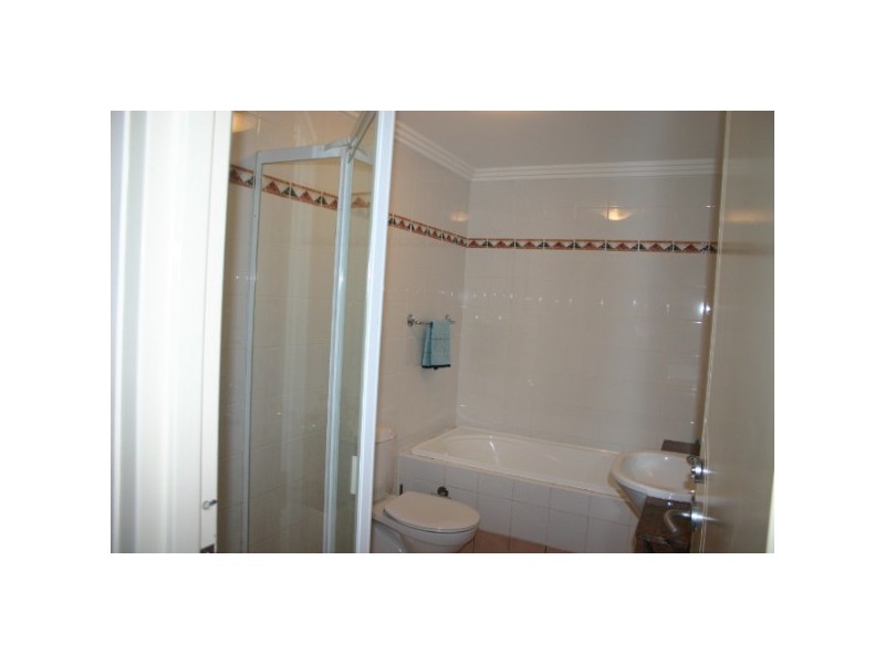 18/4-6 Vineyard Street, Mona Vale NSW 2103