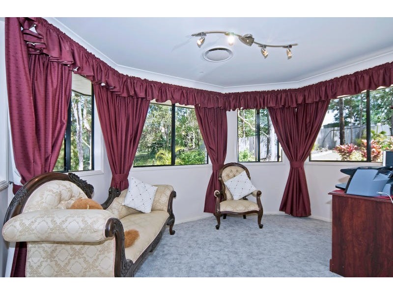 5 Burley Griffin Drive, Maudsland QLD 4210