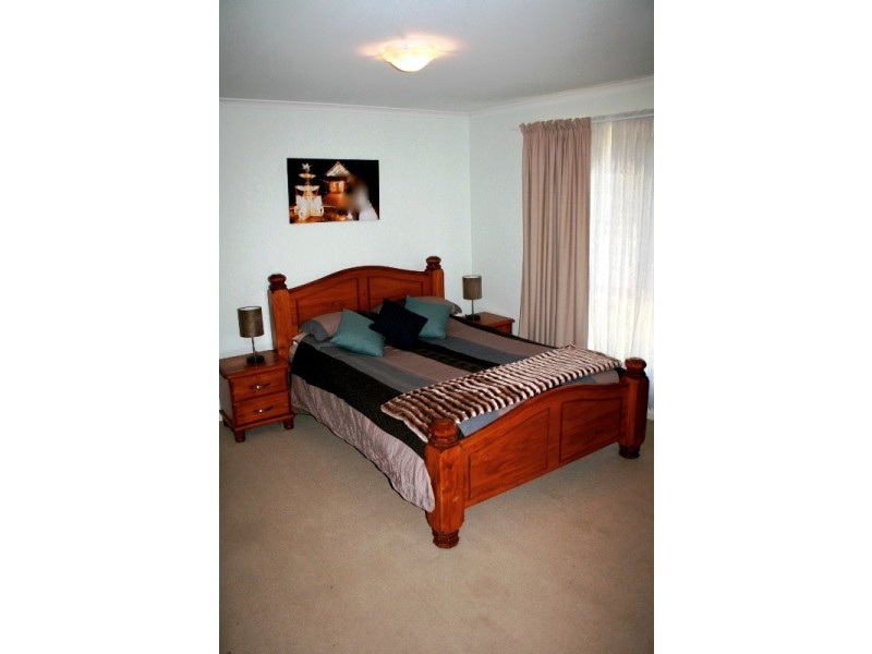Wongawallan QLD 4210