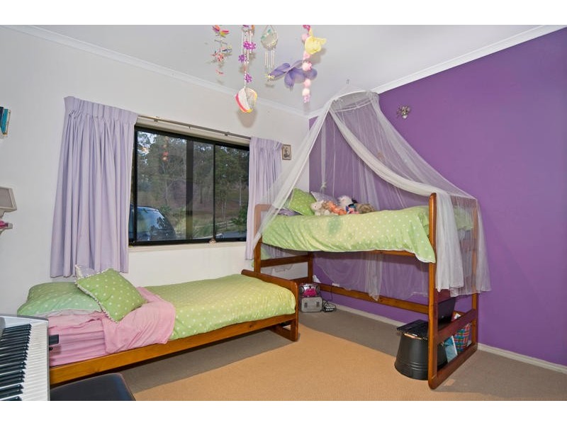 14 Larcombe Drive, Wongawallan QLD 4210