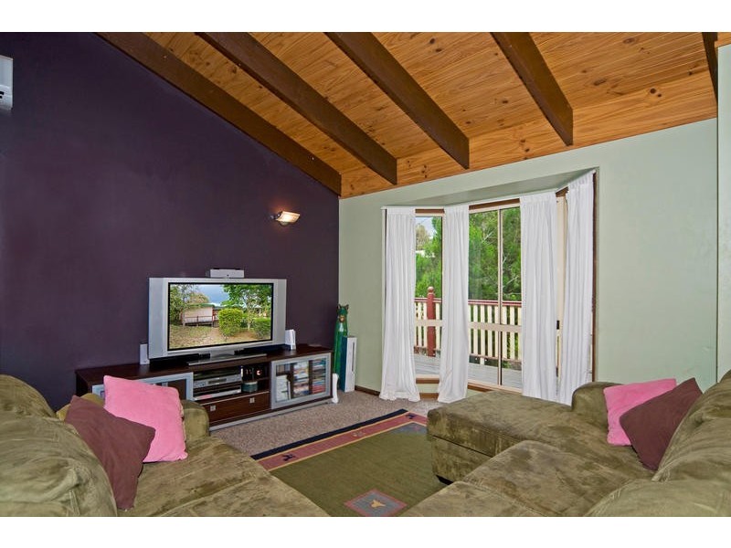 22 Tolima Drive, Eagle Heights QLD 4271