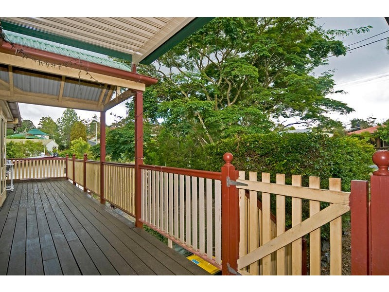 22 Tolima Drive, Eagle Heights QLD 4271