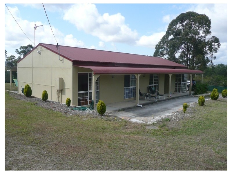 Gaven QLD 4211