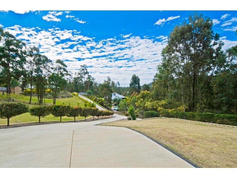 5 Burley Griffin Drive, Maudsland QLD 4210