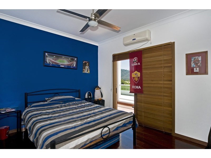 15 Polo Close, Wongawallan QLD 4210