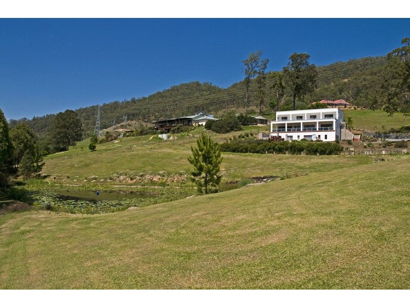 15 Polo Close, Wongawallan QLD 4210