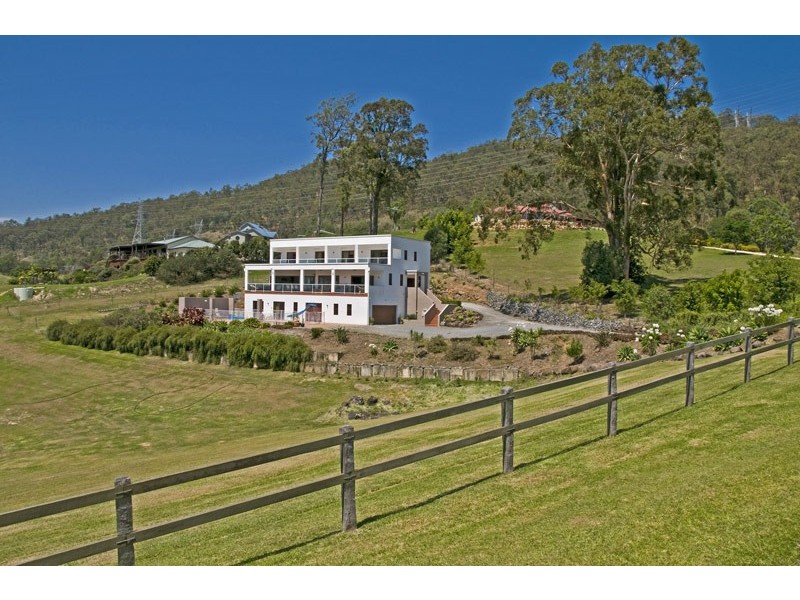 15 Polo Close, Wongawallan QLD 4210