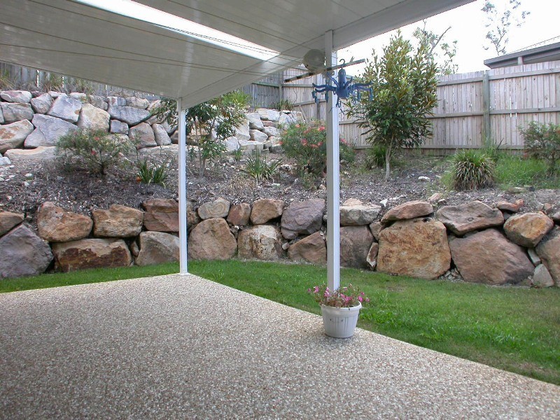 17 Treeline Circuit, Upper Coomera QLD 4209