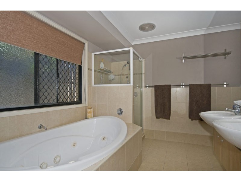 Oxenford QLD 4210