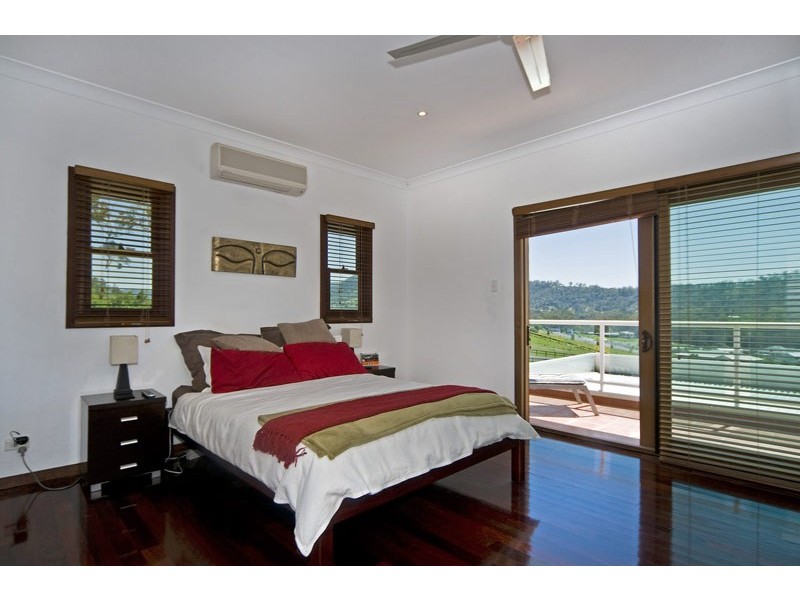 15 Polo Close, Wongawallan QLD 4210