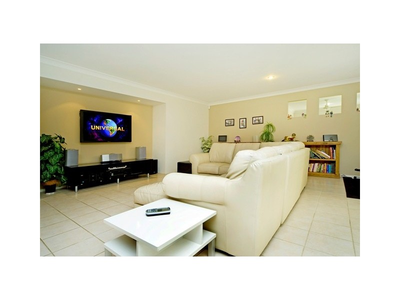 44 Ceil Cct, Coomera QLD 4209