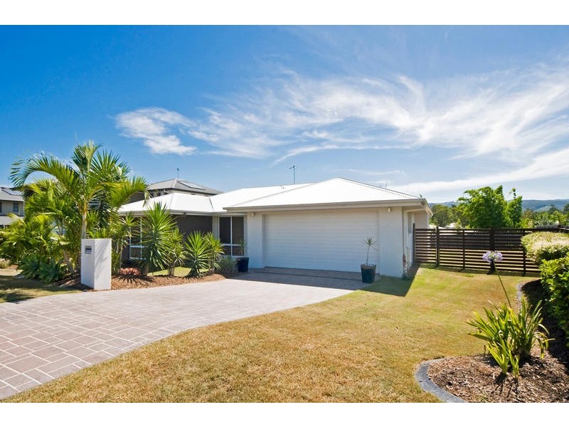 13 Bahkeeta Street, Oxenford QLD 4210