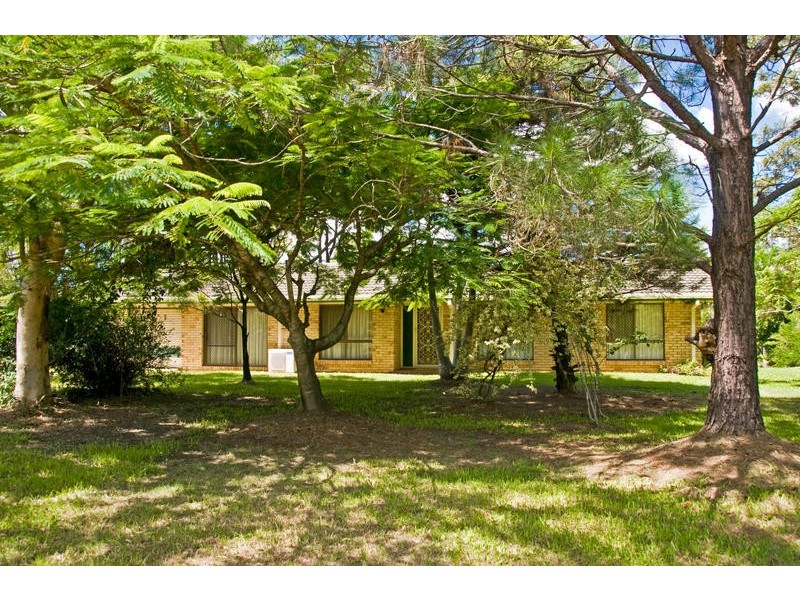 30 Oberon Way, Oxenford QLD 4210