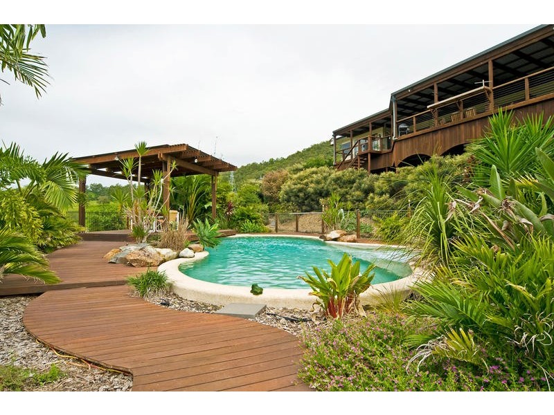 Wongawallan QLD 4210