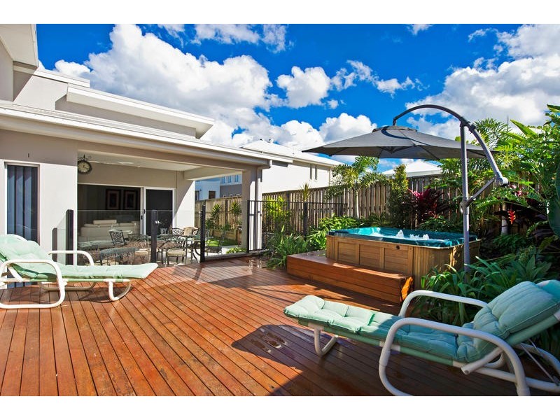 6 Cherry Crt, Coomera QLD 4209