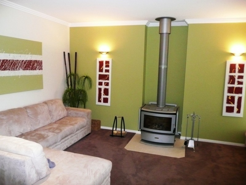 2 Ironbark Crt, Wongawallan QLD 4210