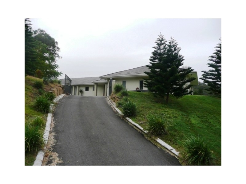 2 Ironbark Crt, Wongawallan QLD 4210