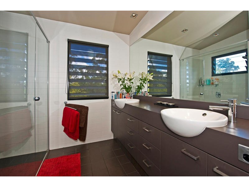 Wongawallan QLD 4210