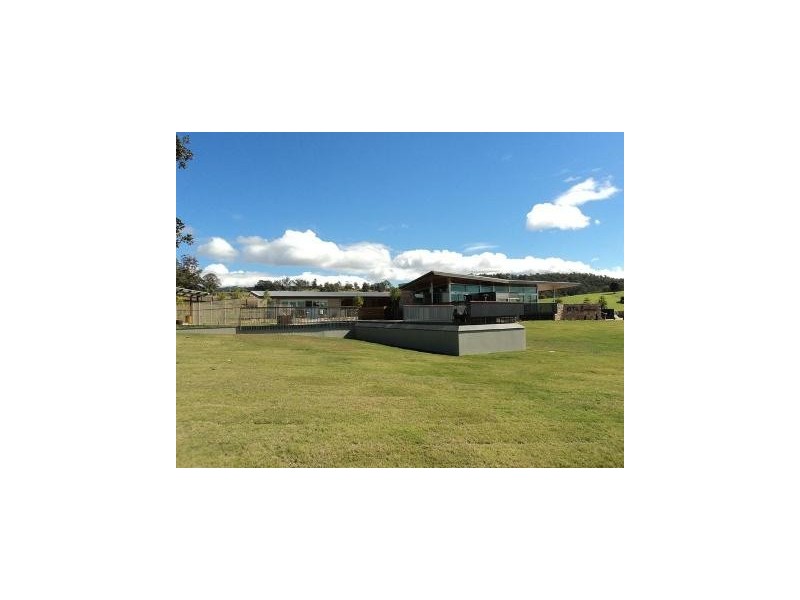 Maudsland QLD 4210