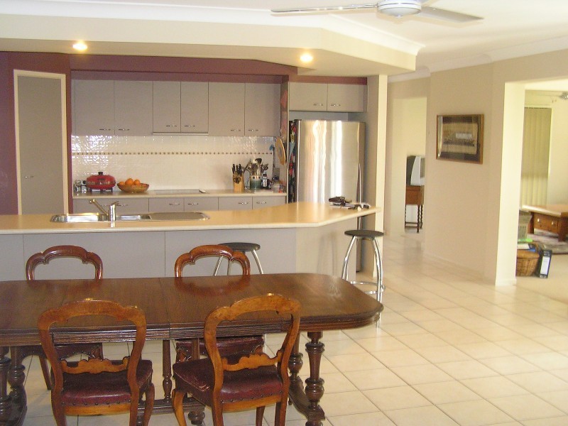 72 Regatta Avenue, Oxenford QLD 4210