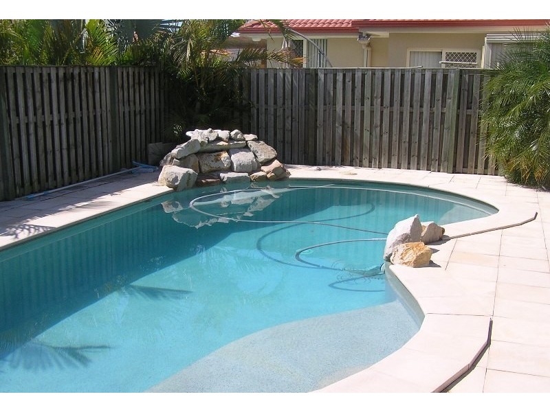 72 Regatta Avenue, Oxenford QLD 4210