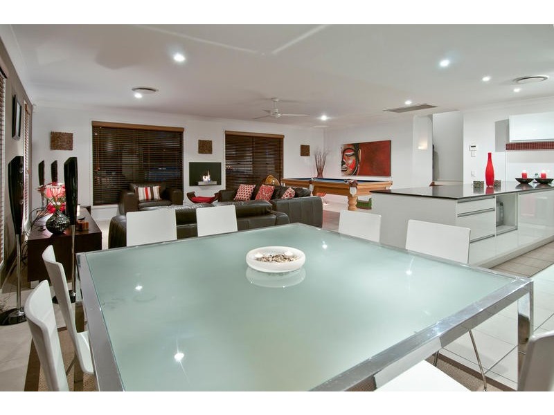 24 Appollo Place, Oxenford QLD 4210