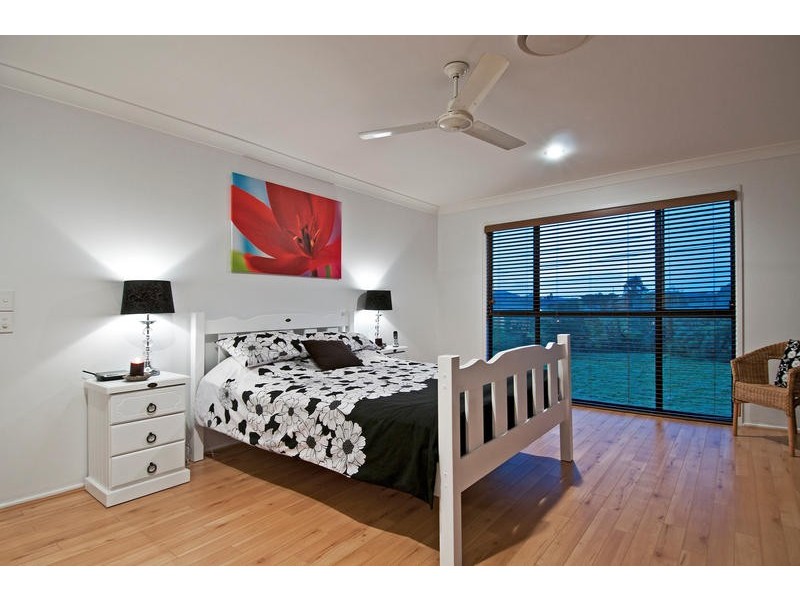 24 Appollo Place, Oxenford QLD 4210