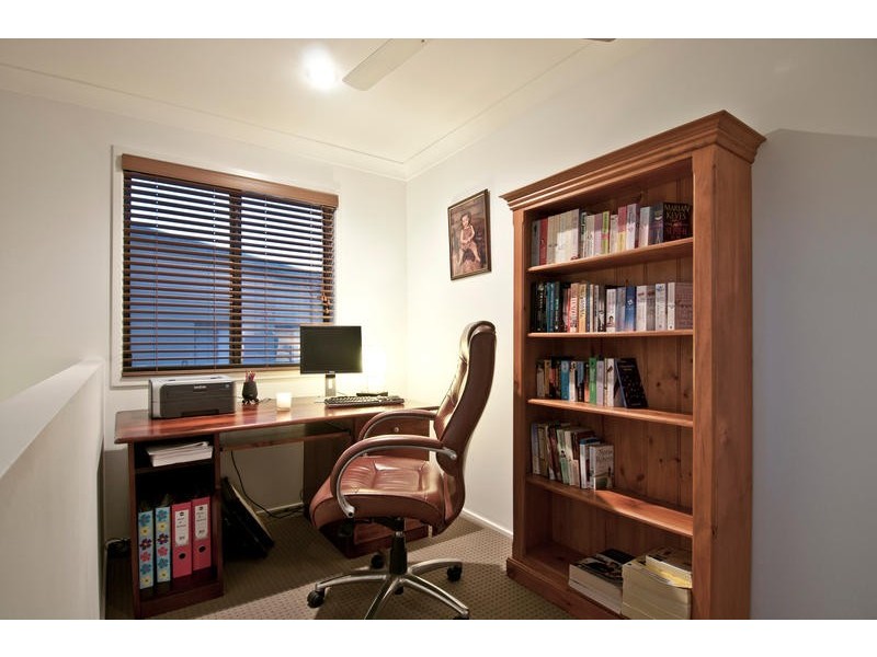 24 Appollo Place, Oxenford QLD 4210