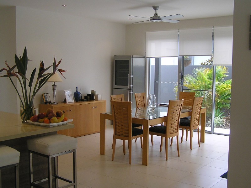 Hope Island QLD 4212