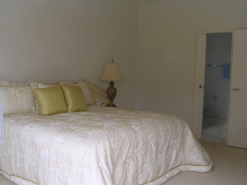 Hope Island QLD 4212