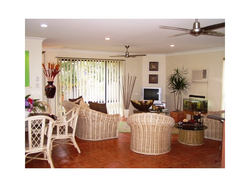 19 Silverash Street, Oxenford QLD 4210