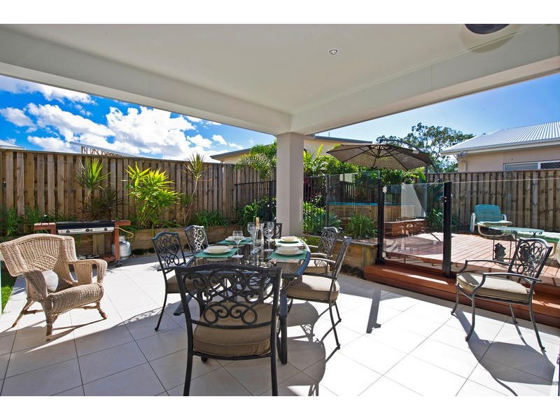 6 Cherry Crt, Coomera QLD 4209