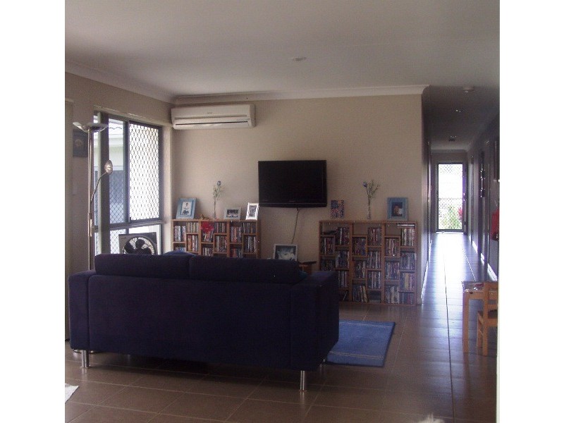 17 Treeline Circuit, Upper Coomera QLD 4209