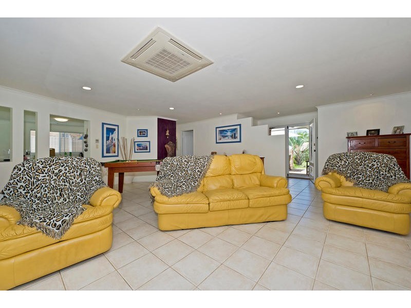 5 Maleny Place, Helensvale QLD 4212