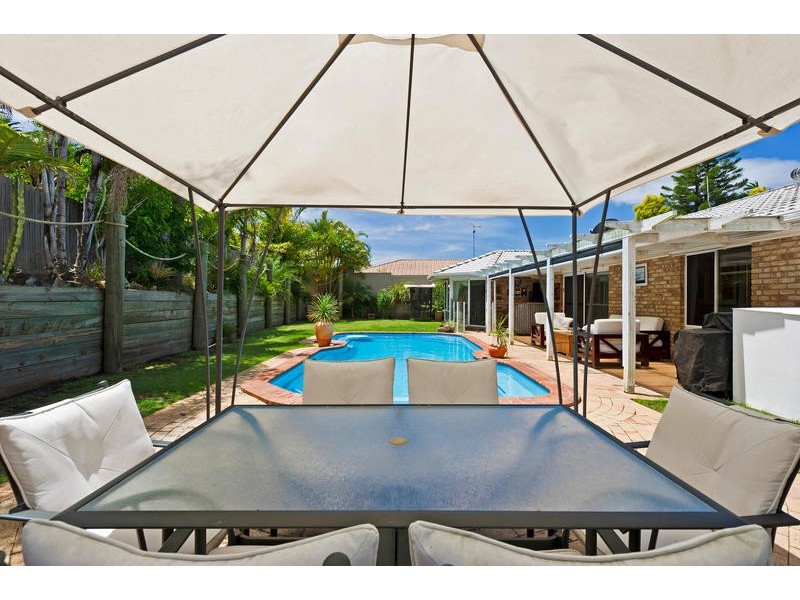 5 Maleny Place, Helensvale QLD 4212