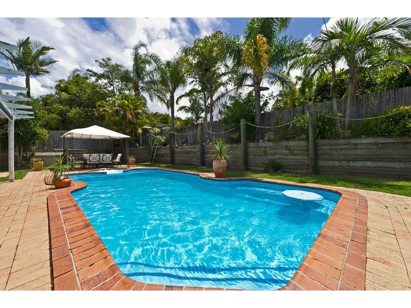 5 Maleny Place, Helensvale QLD 4212