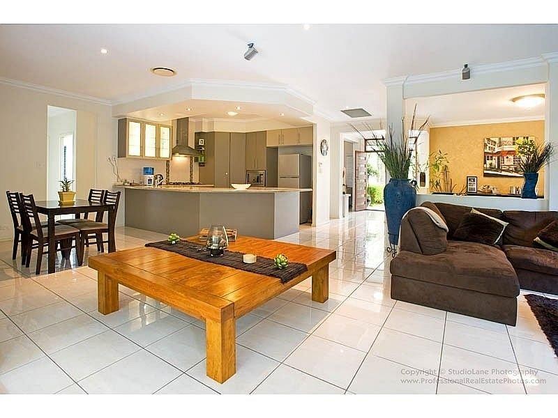 Coomera Waters QLD 4209