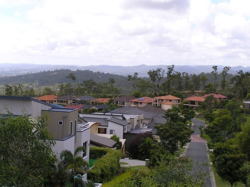 Highland Park QLD 4211