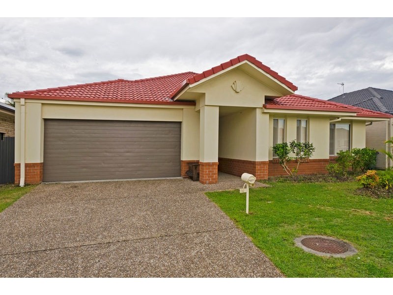 14 Sheffield Cct, Pacific Pines QLD 4211