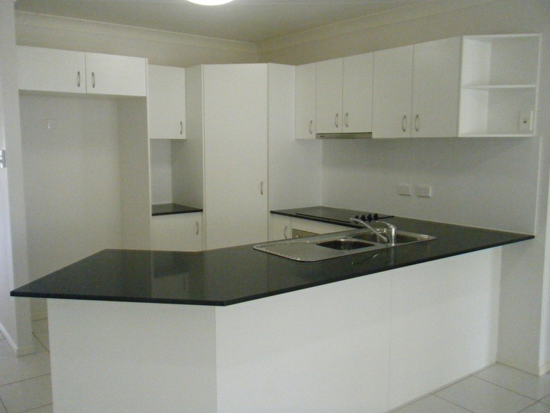 2/7 Amaray Drive, Upper Coomera QLD 4209