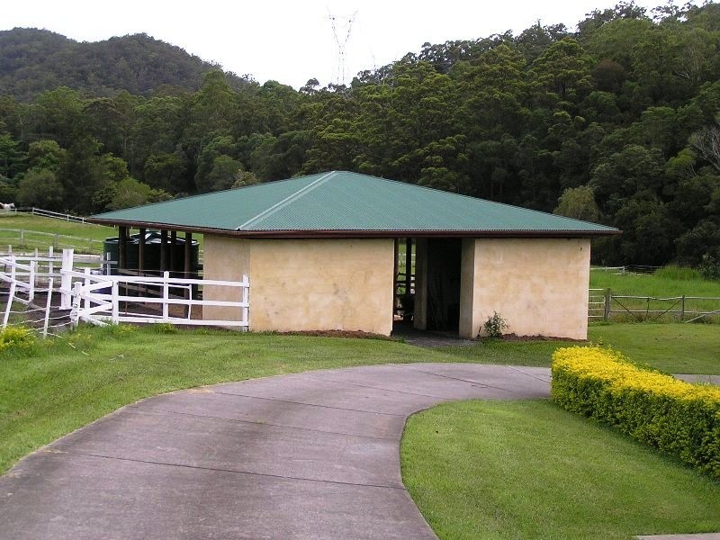 288 Clagiraba Road, Clagiraba QLD 4211