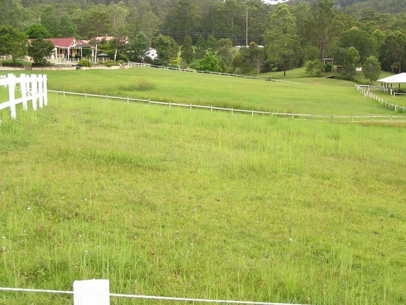 288 Clagiraba Road, Clagiraba QLD 4211